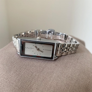 Montre pour femme Live Hot High Sense Fashion, argentée, rectangulaire, polyvalente - Product Image 3