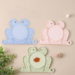 עיצוב חדש סביב צפרדע כלב צפרדע סיליקון מזין איטי מותאם אישית מזון כלבים חתול חמוד - Product Image 1