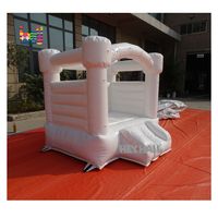 Château gonflable de luxe tout blanc pour tout-petits 6x6 en PVC de qualité commerciale avec impression de logo gratuite pour les locations de mariages