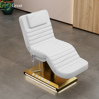 Table de massage électrique de luxe en cuir PU blanc à 3 moteurs pour salon de beauté, lit pour extensions de cils avec base dorée et chaise de technicien