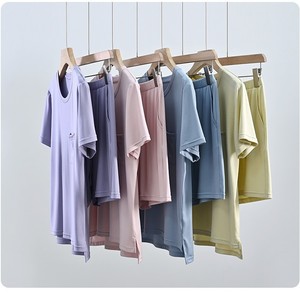 <span class=keywords><strong>Pigiama</strong></span> Estivo da <span class=keywords><strong>Donna</strong></span> in Modal Tencel Lenzing 80S, Set <span class=keywords><strong>Leggero</strong></span> per il Sonno - Product Image 2