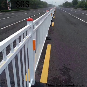 El fabricante de barandillas de aislamiento de seguridad Anticolisión de carreteras produce barandillas viales municipales - Product Image 4