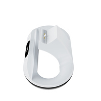 Base de charge rapide en plastique de haute qualité avec lampe RGB et câble USB-C pour manette sans fil P5