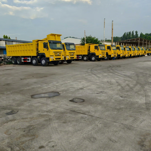 Camion benne d'occasion SINOTRUCK HOWO 6X4 Diesel de taille moyenne, capacité de charge 41-50T, moteur Weichai 351-450HP Euro 3, usage intensif - Product Image 1