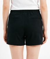 Shorts décontractés classiques noirs pour femmes, shorts de détente confortables à coupe ample avec taille réglable par cordon et poches