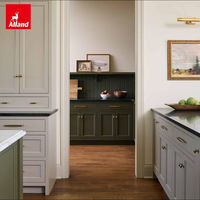 Meubles de cuisine Alland en MDF de haute qualité, combinaison de 2 couleurs, designs élégants, îlot de cuisine, armoires de cuisine, vert et gris