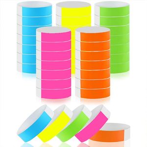 Bracelets jetables imperméables et colorés, parfaits pour les billets de fête et de concert - Product Image 4