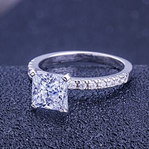 Dernière bague en argent sterling 925 avec zircon taille princesse pour femmes, plaquée rhodium, certifiée CMA, bijoux de fiançailles et de mariage pour cadeau - Product Image 3