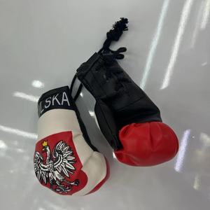 2024 simulación <span class=keywords><strong>de</strong></span> logotipo personalizado profesional barato 5,5*10cm Bandera Nacional PU guantes <span class=keywords><strong>de</strong></span> boxeo <span class=keywords><strong>de</strong></span> cuero llavero para colgante <span class=keywords><strong>de</strong></span> espejo <span class=keywords><strong>de</strong></span> coche - Product Image 2