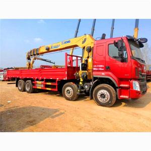 Grúa montada en camión de <span class=keywords><strong>tres</strong></span> <span class=keywords><strong>ejes</strong></span> 8 toneladas Lift Tow Truck Wrecker - Product Image 1