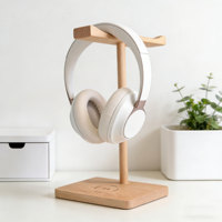 Support pour casque en bois avec chargeur sans fil pour casque de jeu, support universel pour deux casques VR et montre connectée