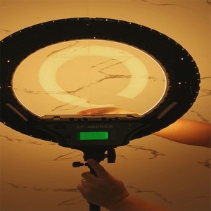 Luce ad Anello LED LF-R480RGB Dimmerabile 50W 448PCS 2700-9900K per Fotografia e Trucco con Supporto da Tavolo - Product Image 6