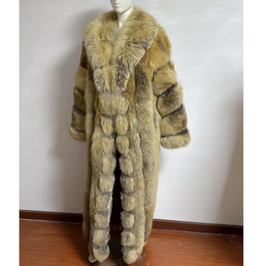 RXFurs Giacca in Pelliccia Calda a Righe Verticali, Extra Lunga, Lussuosa in Vera Pelliccia di Volpe Dorata con Grande Colletto - Product Image 2
