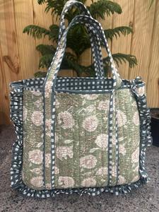 กระเป๋าผ้าฝ้ายขนาดใหญ่สไตล์อินเดีย กระเป๋าช้อปปิ้ง/กระเป๋าสะพายไหล่ กระเป๋าแบบเย็บลายสำหรับผู้หญิง กระเป๋าเดินทางสำหรับวันหยุดสุดสัปดาห์ กระเป๋าถือ กระเป๋าโท้ททำมือ - Product Image 4