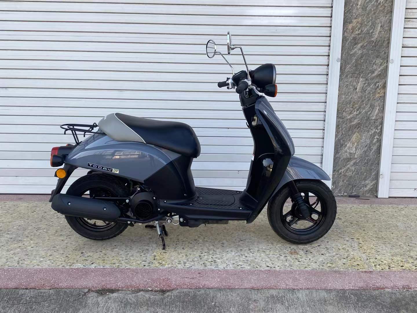 50CC Honda1 Freedom Commuter Scooter - Fuel-Efficient, Durable 50CC Honda1 Freedom Commuter Scooter - Fuel-Efficient, Durable