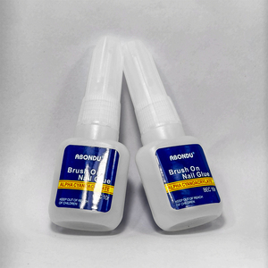 Colle à <span class=keywords><strong>ongles</strong></span> liquide GED Beauty Glue 10ml avec pinceau, séchage rapide, flacon plastique pour <span class=keywords><strong>faux</strong></span> <span class=keywords><strong>ongles</strong></span> - Product Image 4