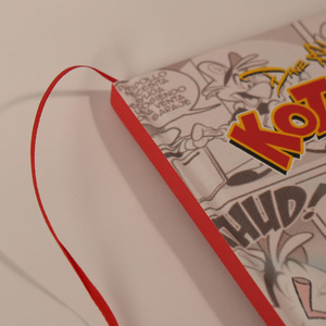 Cómics de Tapa Dura con Encuadernación Cosida y Laminación con Película - Product Image 6