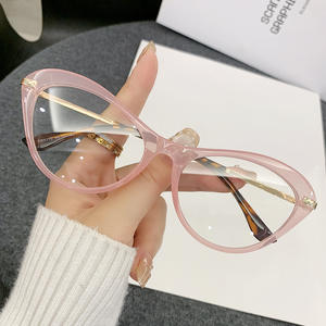 <span class=keywords><strong>Nouvelle</strong></span> paire <span class=keywords><strong>de</strong></span> <span class=keywords><strong>lunettes</strong></span> œil-<span class=keywords><strong>de</strong></span>-chat tendance avant-gardiste anti-lumière bleue <span class=keywords><strong>monture</strong></span> <span class=keywords><strong>de</strong></span> <span class=keywords><strong>lunettes</strong></span> - Product Image 6
