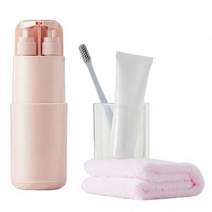 Juego de Viaje Profesional de Lujo 7 en 1 Ecológico con Cepillo de Dientes, Vaso, Espejo Integrado, Peine y Botellas de Loción para Negocios - Product Image 4