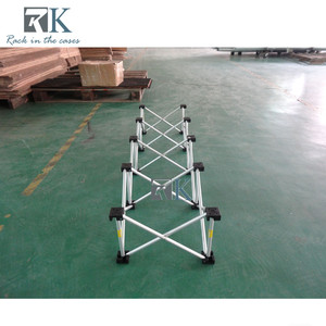 Plateforme de scène pliable en aluminium RK avec rampes et marches, pour usage extérieur - Product Image 4
