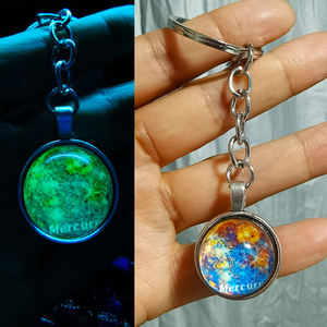 Vente en gros design spécial Noctilucence veilleuses rondes K9 porte-clés en cristal brillant porte-clés boule <span class=keywords><strong>de</strong></span> verre pour cadeaux promotionnels - Product Image 4