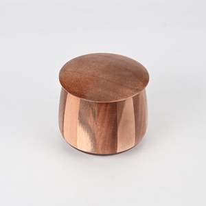 Grand pot à sel rond en bois d'acacia avec couvercle pour farine, sucre, café, thé - Product Image 1