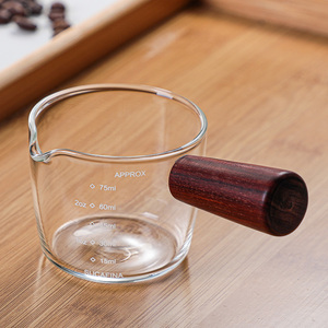 <span class=keywords><strong>Verre</strong></span> <span class=keywords><strong>doseur</strong></span> avec poignée en bois, écologique, en <span class=keywords><strong>verre</strong></span> borosilicate de haute qualité, <span class=keywords><strong>mini</strong></span> outil de cuisine multifonctionnel, personnalisable - Product Image 2