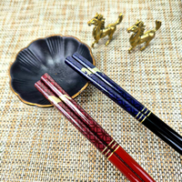 Set Hadiah Sumpit Kayu Ramah Lingkungan Seri Golden Horse Aksesori Piring Sajian 2 Buah Merah Biru Klasik