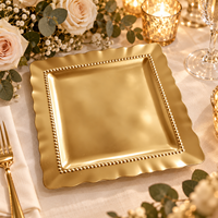 Eleganter 13-Zoll Kunststoff-Platzteller Pulverbeschichtet Quadratisch Gewellter Rand Perlmutt-Textur Modern Silber für Hotel-Bankette