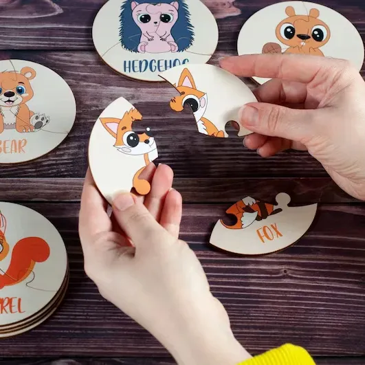 Penjualan laris baru 2024 mainan puzzle hewan edukasi cetakan UV kayu kartu flash puzzle Montessori
