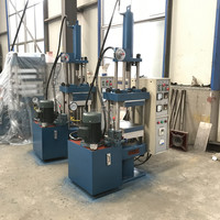Machine de pressage par injection de caoutchouc, pompe contrôlée par PLC, haute productivité pour la production de formes complexes, entièrement automatique, multifonctionnelle