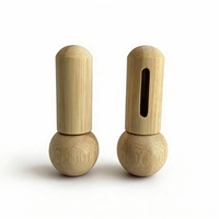 Flacon de parfum roll-on 5 ml en bambou et verre écologique de forme unique avec bille en acier inoxydable pour le bouchon et option de gravure