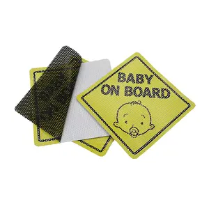 Autocollant de vinyle de vision à sens unique de fenêtre de voiture perforé personnalisé autocollant de signe de décalque de bébé à bord pour voiture