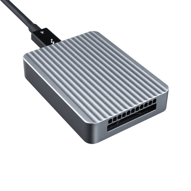 ITGZ CFexpress Type B Card Reader 40Gbps USB4 Aluminum Alloy with Built-in Fan Cable