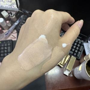 Base de Maquillaje 4 en 1 de Gran Venta en TikTok con Espectro de Luz que Cambia de Color FPS 50, Maquillaje Personalizado para Cualquier Tono de Piel - Product Image 4