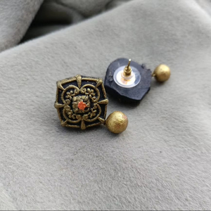 Pendientes hechos a mano de terracota en forma de flor de creatividad bonita nueva de alta calidad en precio al por mayor para joyería de mujer - Product Image 1