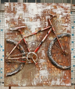 Dipinto 3D in Acrilico su Metallo di Bicicletta in Stile Rustico - Product Image 2