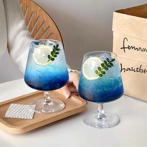 Verre à cocktail élégant à pied bas pour boissons, sodas, eaux pétillantes et mélanges – Vaisselle raffinée - Product Image 5