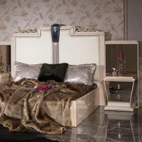 Meuble européen en bois massif doré sculpté à la main, lit à baldaquin, lit King Size classique de luxe, chambre à coucher en or, lit king size