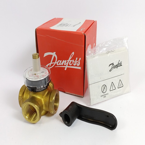 Nouveau Contrôleur PLC Authentique 065z0413 – Excellent Prix, Neuf et Original – Contrôleur PLC Industriel Disponible Immédiatement - Product Image 1