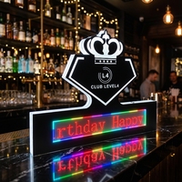 Présentoir de Bouteilles Autonome en Acrylique Style Côtier avec Écran LED Numérique Électronique de 6 cm d'Épaisseur et Tableau de Messages Personnalisé Service VIP