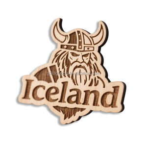 Aimant de réfrigérateur personnalisé en bois multicouche, motif église icelander, Viking, Pirate, pour touristes, en gros, pour promotions - Product Image 1
