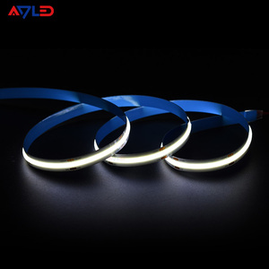 Tira de Luces LED COB, 504 LED/M, Corriente Constante, Sin Puntos Visibles, Garantía de 3 Años, 12V DC, 5000K, Luz Diurna - Product Image 4