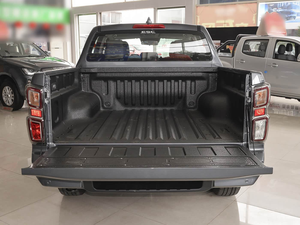 Isuzu D-MAX 1.9T <span class=keywords><strong>Auto</strong></span> 4x4 Cross Diesel 2025 – Pick-up Tout-Terrain pour Ferme, Montagne, Camping, Construction, Transport et Travail - Product Image 6