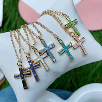 Nouveau collier à breloques plaqué or en forme de croix, couleur mixte, pendentif coquille d'ormeau