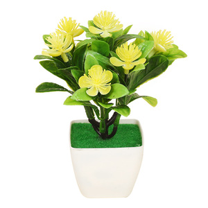 LUWEI ดอกพลัมบอน<span class=keywords><strong>ไซ</strong></span>ต้นไม้จำลองคุณภาพสูงตกแต่งในร่มสุดสร้างสรรค์ต้นไม้สีเขียวจำลองพืชกระถางขนาดเล็ก - Product Image 1