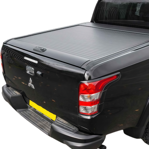 ฝาปิดกระบะท้ายแบบม้วนเก็บได้ด้วยมือ ขนาด 5 ฟุต ทำจากอลูมิเนียมอัลลอย พร้อมไฟ LED และระบบล็อค สำหรับรถมิตซูบิชิ ไทรทัน L200 ปี 2024-2025 - Product Image 1