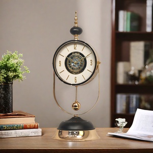 <span class=keywords><strong>Horloge</strong></span> <span class=keywords><strong>de</strong></span> bureau circulaire mécanique <span class=keywords><strong>moderne</strong></span> et luxueuse en métal Armens avec calendrier rétroéclairé pour la décoration <span class=keywords><strong>de</strong></span> la maison, du bureau ou du foyer - Product Image 4