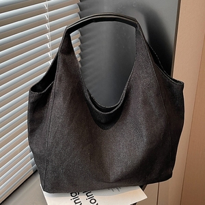 Sac à bandoulière carré professionnel en tissu jean avec motif de dessin animé - polyvalent pour les trajets quotidiens et les cours des étudiants - Product Image 2