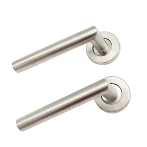 Fourniture de tous types de poignées de <span class=keywords><strong>porte</strong></span> <span class=keywords><strong>d</strong></span>'<span class=keywords><strong>entrée</strong></span>, poignées de <span class=keywords><strong>porte</strong></span> coupe-feu, poignées de <span class=keywords><strong>porte</strong></span> intérieures en acier inoxydable, finition satinée - Product Image 1